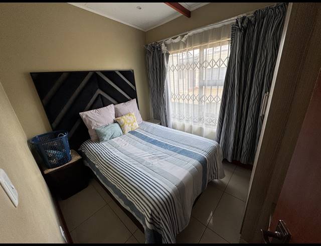3 BEDROOM HOUSE TO LET IN BEN FLEUR